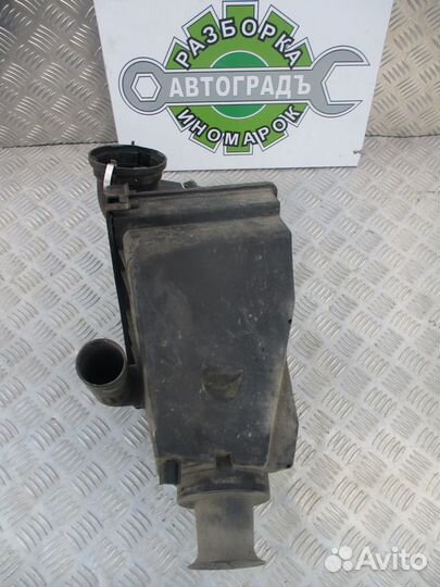 Корпус воздушного фильтра Бмв е39 2.5