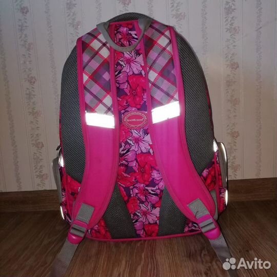 Школьный рюкзак