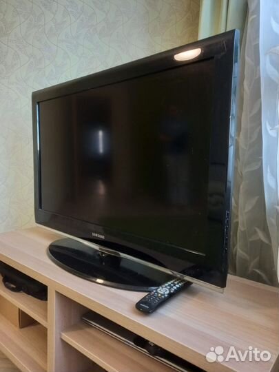 Телевизор Samsung 37 бу