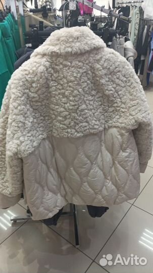 Продам куртку женскую