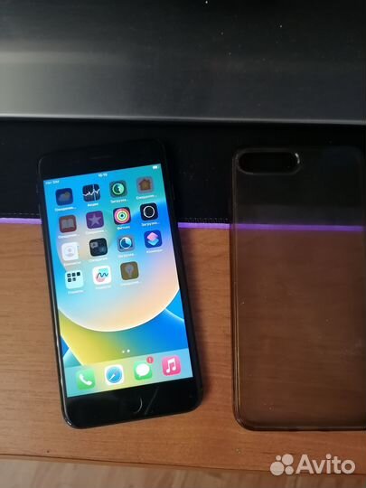 iPhone 8 Plus, 64 ГБ