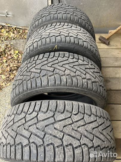 Pirelli Ice Zero 245/40 R18