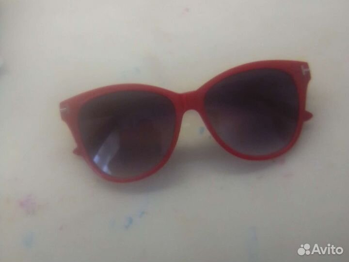 Солнцезащитные очки женские