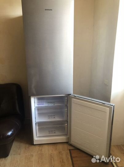 Холодильник Samsung no frost