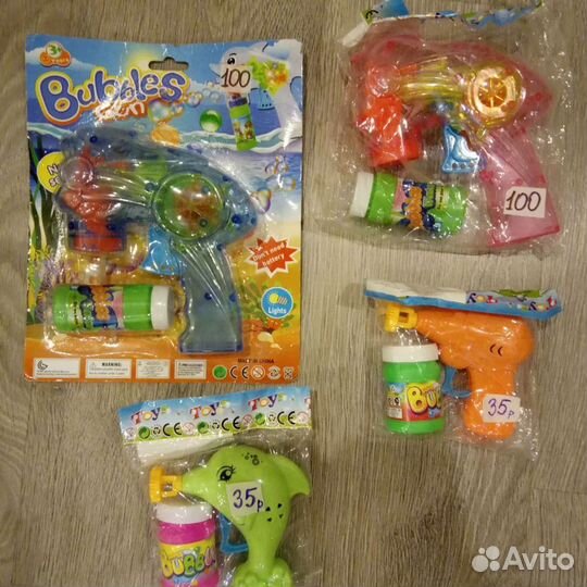 Песочные вещи, лопатки, мыльные пузыри, посудка