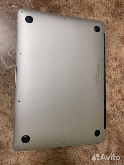 Ноутбук Macbook air 13 mid 2013