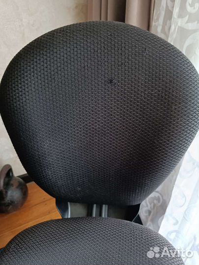 Стул офисный на колесах б/у