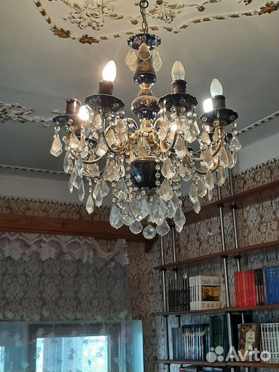 Люстра фарфоровая