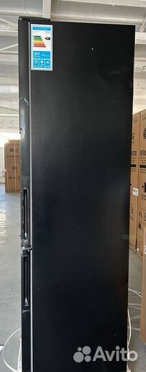 Холодильник Thomson BFC30EI02