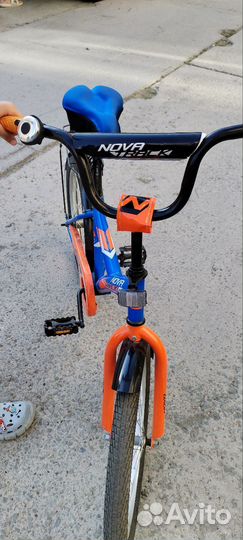 Детский трехколесный велосипед