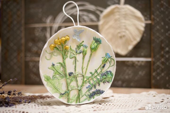 Круглое панно Ботанический барельеф из гипса