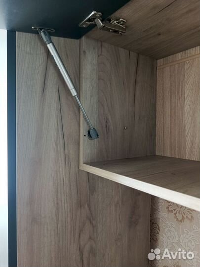 Шкаф стенка с зеркалом