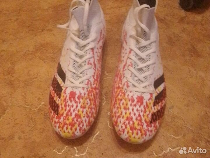 Футбольные бутсы 42 размер adidas predator