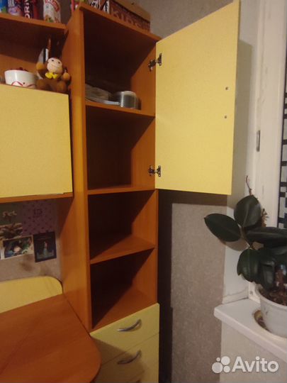 Мебель в детскую комнату