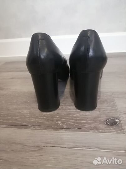 Туфли женские натуральная кожа 39 размер черные