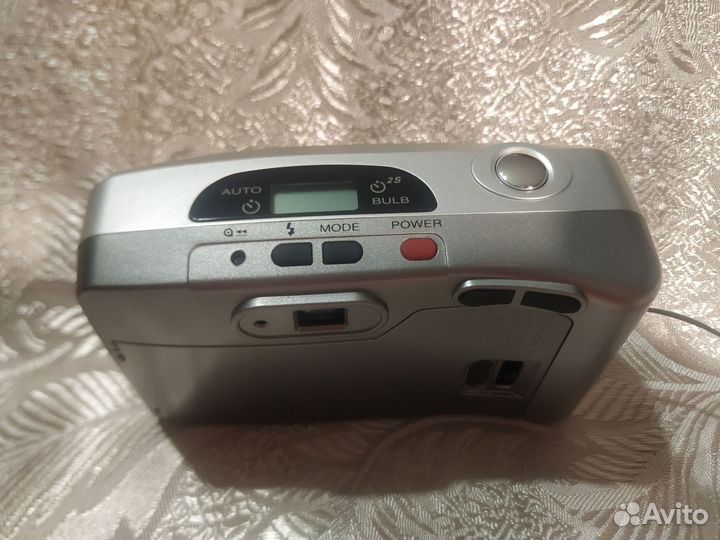 Пленочный фотоаппарат samsung и вспышка СССР