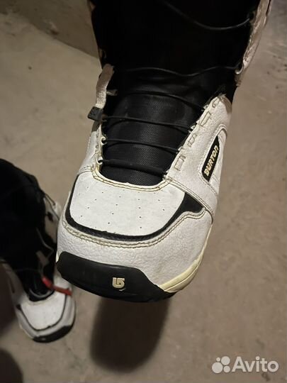 Сноубордические ботинки burton 43