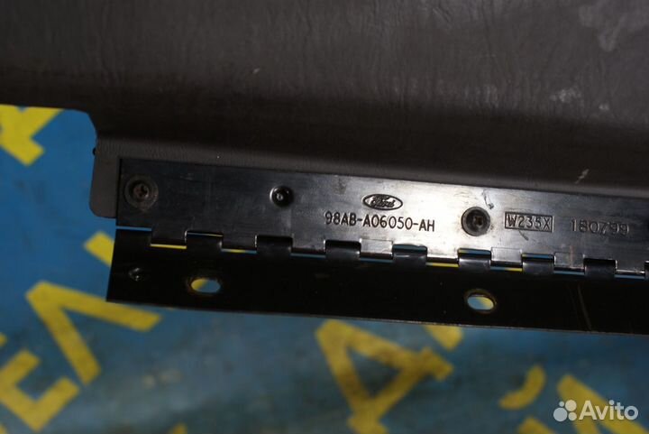 Бардачок Ford Focus 1