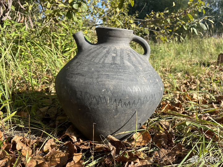 Кувшин старинный