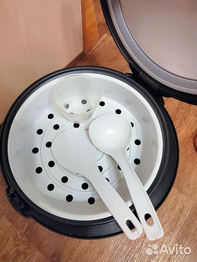 Мультиварка Polaris pmc 0509 AD