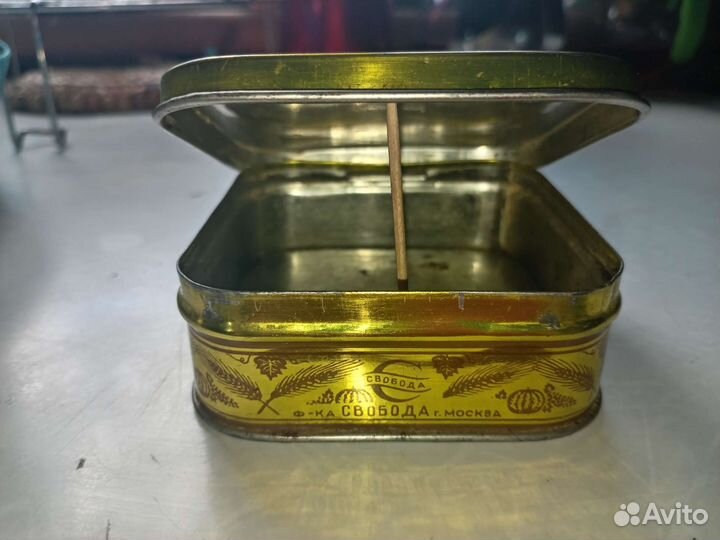 Жестяная банка СССР 1960