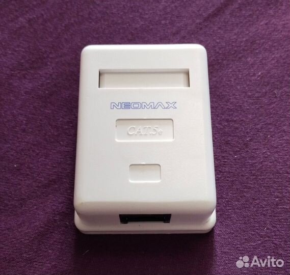 Розетка компьютерная 1*RJ45 Neomax