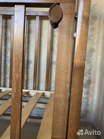 Детская кроватка с поперечным маятником Можга