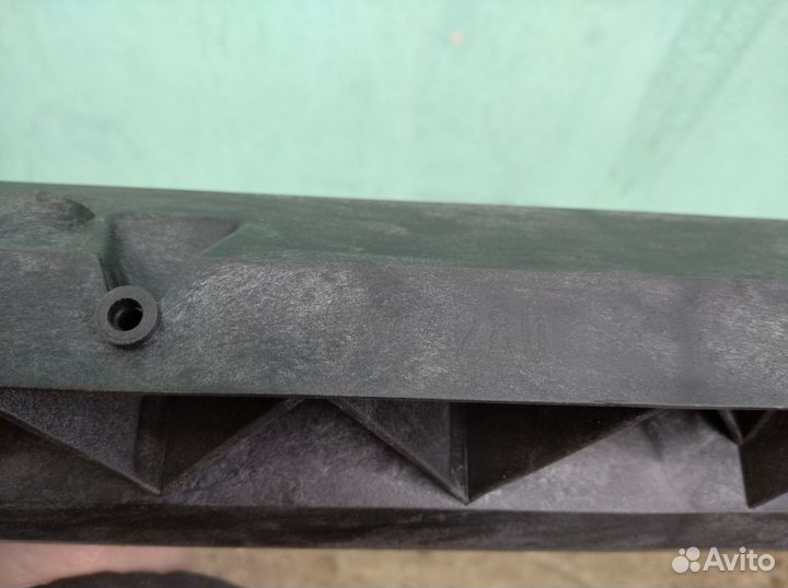 Панель замка капота Citroen Berlingo 2008-2018