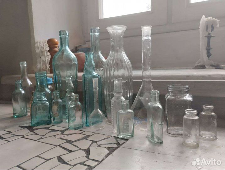 Старинные бутылки