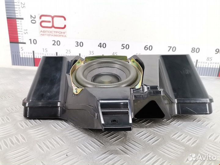 Сабвуфер Maserati Quattroporte