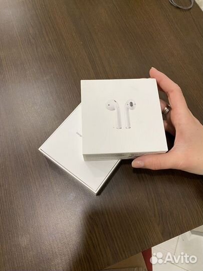 Оригинальная коробка для airpods