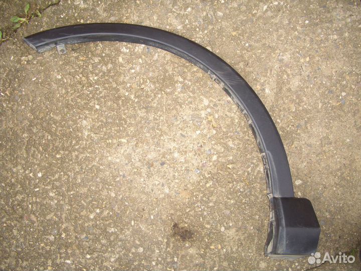 Накладка переднего крыла Тойота Раф 4 с15