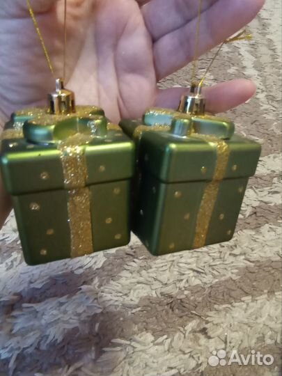 Елочные игрушки