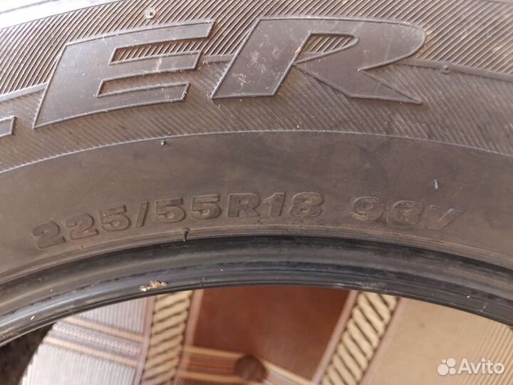 Bridgestone Dueler H/P 225/55 R18 98V
