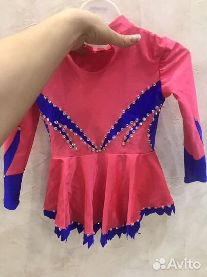 Костюм для художественной гимнастики или фигурного