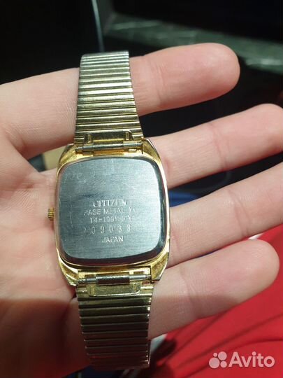 Часы citizen quartz