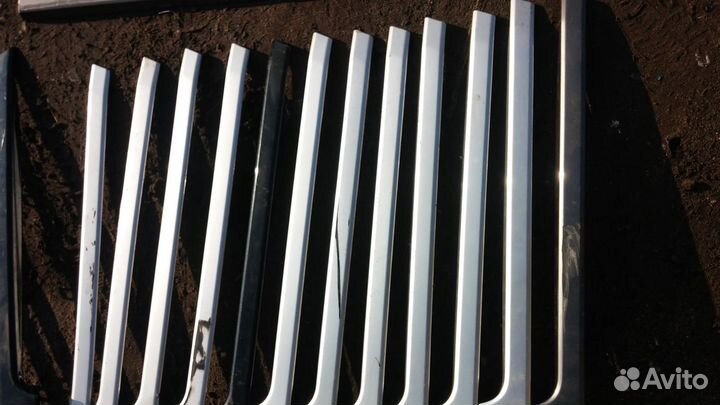 Range Rover 13-17г L405 правый молдинг зад бампера