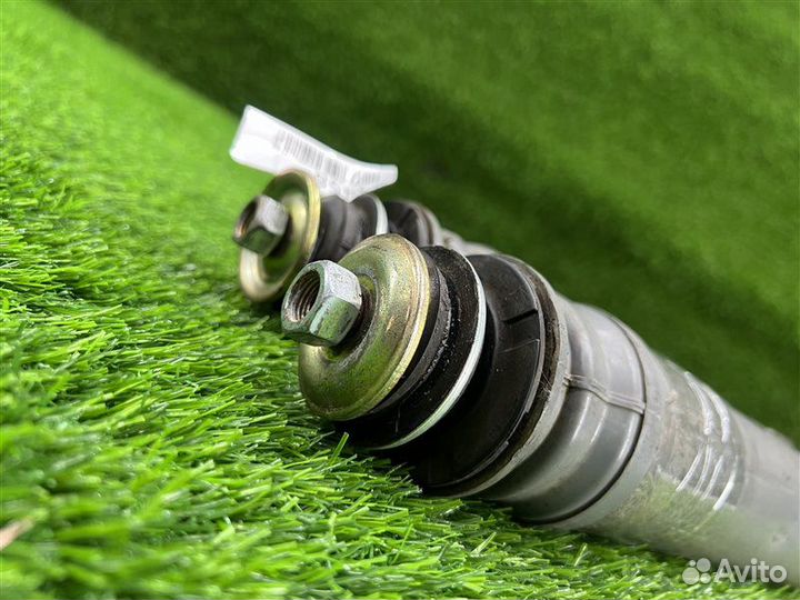 Амортизатор подвески 87 т.км. задний Toyota Noah