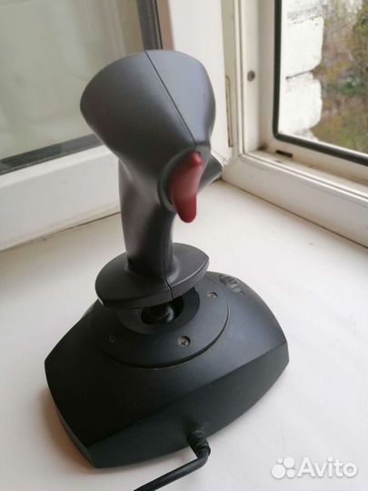 Игровой джойстик