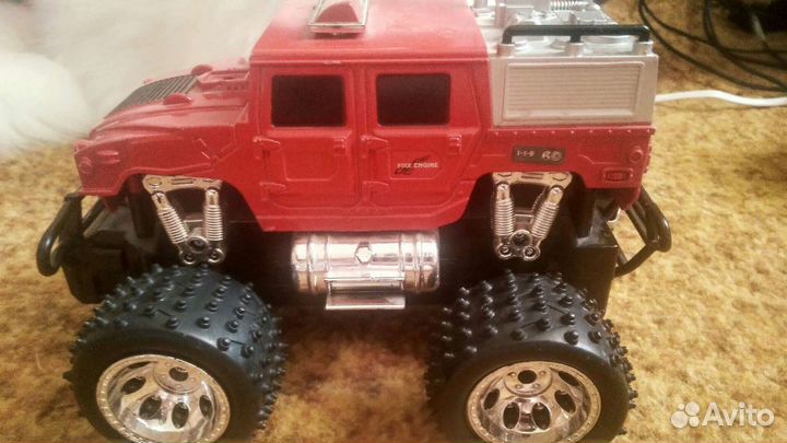 Внедорожник Hummer на радиокправлении