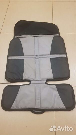 Защитный коврик VAG под детское сиденье 000019819A