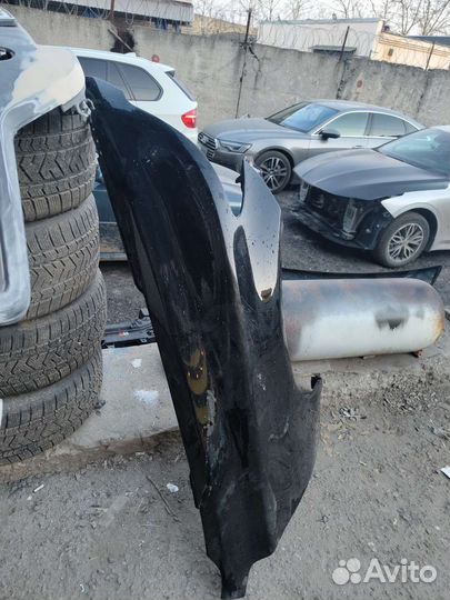 Крыло переднее правое lexus ls