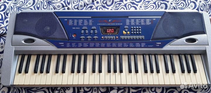 Синтезатор