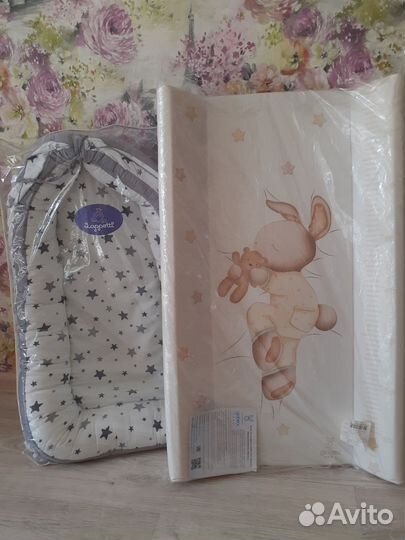 Пеленальная доска на кроватку и подушка гнездышко