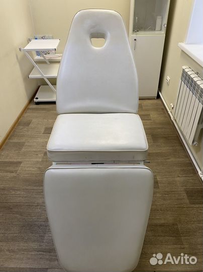 Кушетка, тележка, кресло