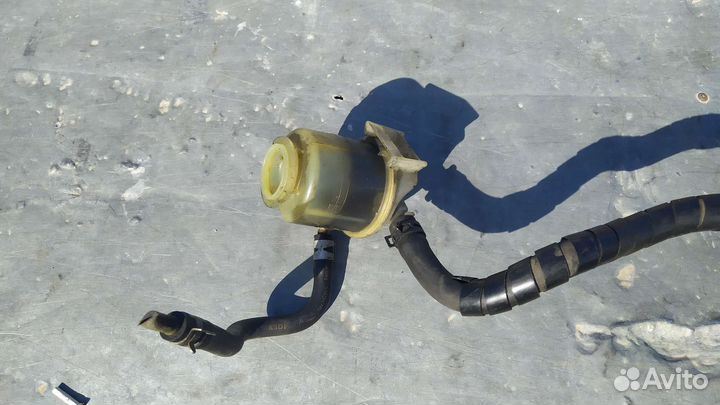 Бочек рулевой рейки