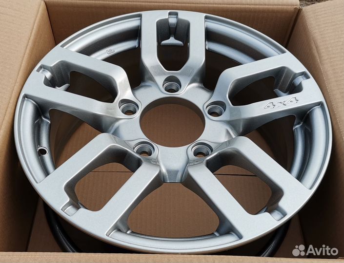 Нива, Шеви Нива R16 новые