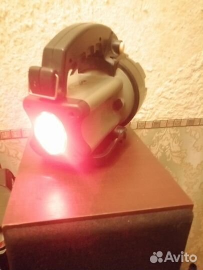 Мощный фонарь прожектор