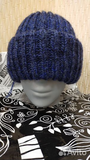 Теплая зимняя мужская шапка