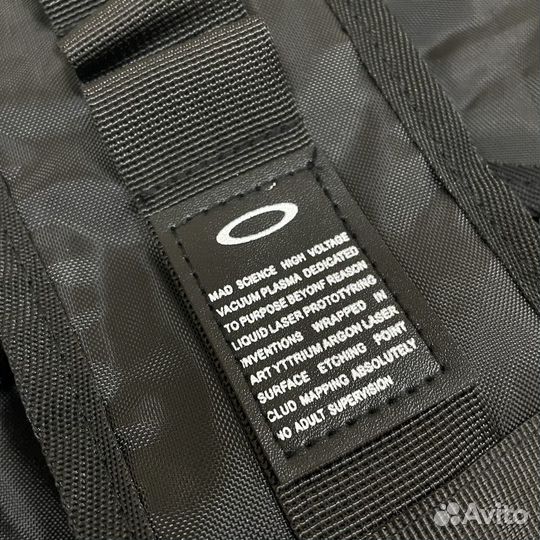 Сумка рюкзак Oakley Sling черная